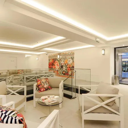 Eden Apartment *